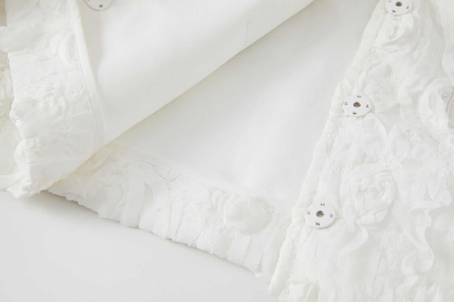 WHITE ROSE